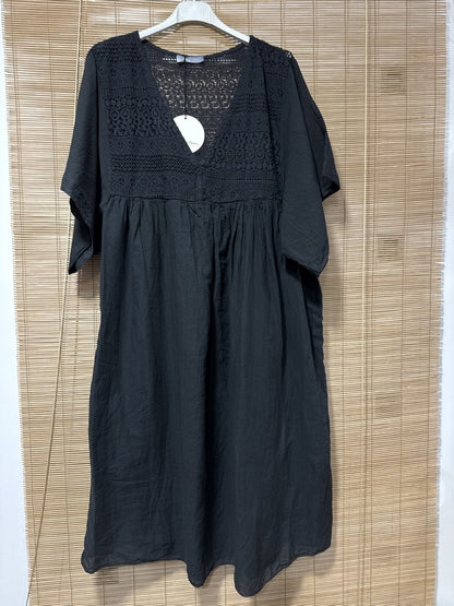 GRANDE TAILLE - Robe voile de coton broderies noire