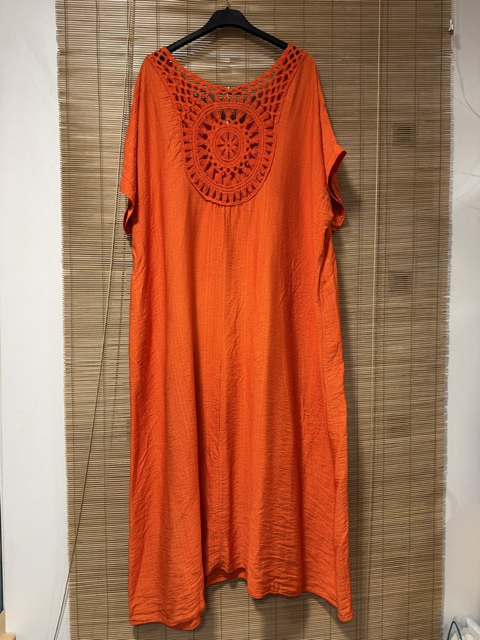 GRANDE TAILLE - Robe fluide brodé dans le dos orange