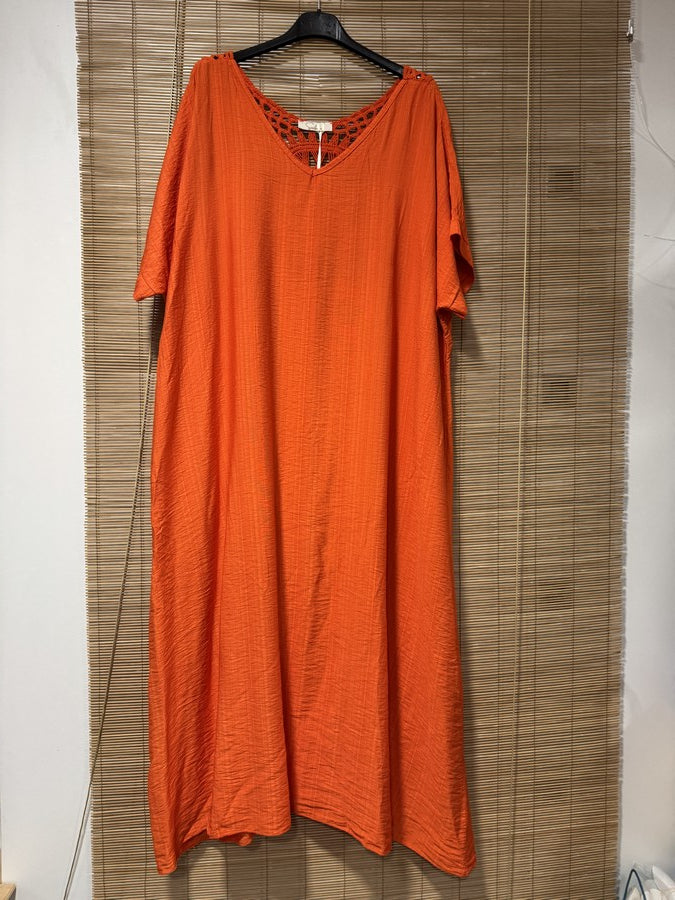 GRANDE TAILLE - Robe fluide brodé dans le dos orange