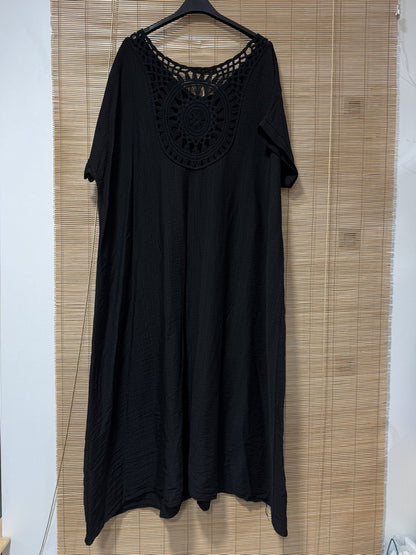 GRANDE TAILLE - Robe fluide brodé dans le dos noir