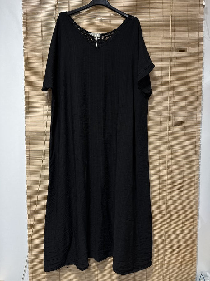 GRANDE TAILLE - Robe fluide brodé dans le dos noir