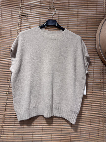 Pull débardeur col rond beige
