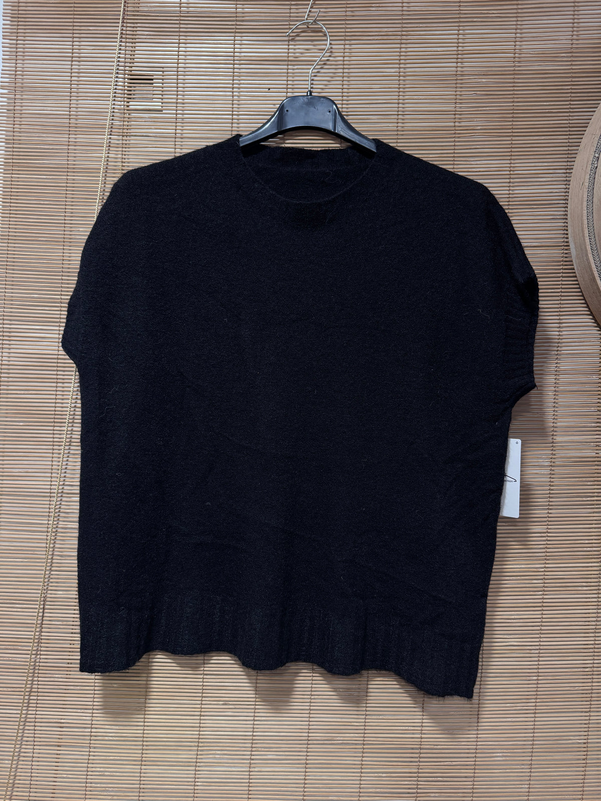 Pull débardeur col rond noir
