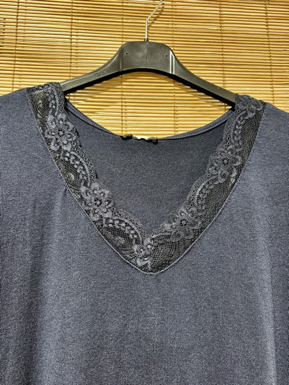 GRANDE TAILLE - Pull fin col V dentelle bleu marine