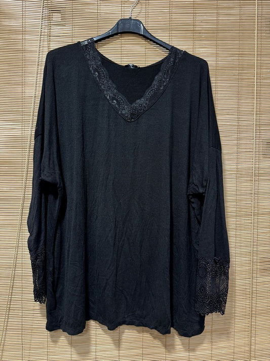 GRANDE TAILLE - Pull fin col V dentelle noir