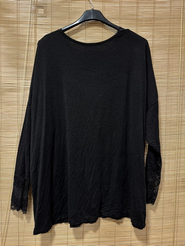 GRANDE TAILLE - Pull fin col V dentelle noir