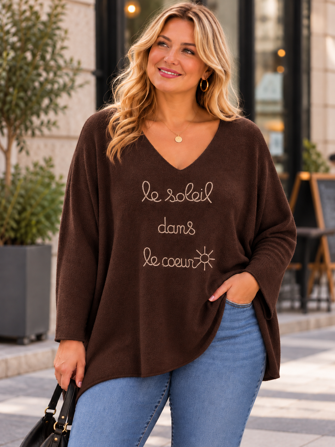 GRANDE TAILLE - Pull Le Soleil dans le Coeur marron